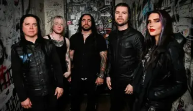 Saliva Release "Edge Of A Knife" Music Video