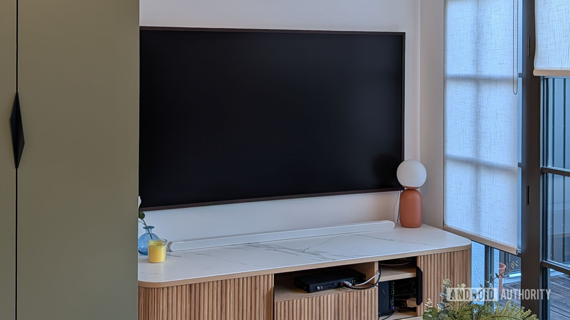 samsung frame tv pro screen off black display on wall samsung frame tv pro screen off black display on wall