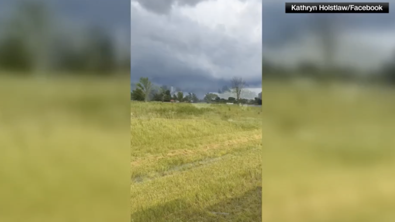 Rash of tornadoes tears through the Midwest, killing at least 2