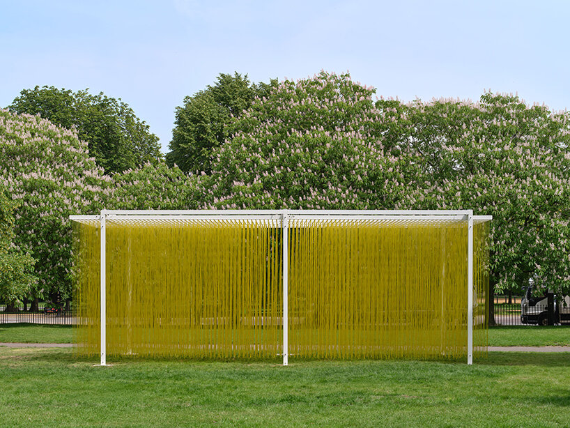 jesús rafael soto suspends 4,000 yellow strands in kensington gardens for serpentine - 1