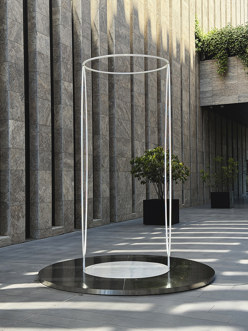 karolina halatek’s installation transforms light into an immersive architectural field in istanbul - 5