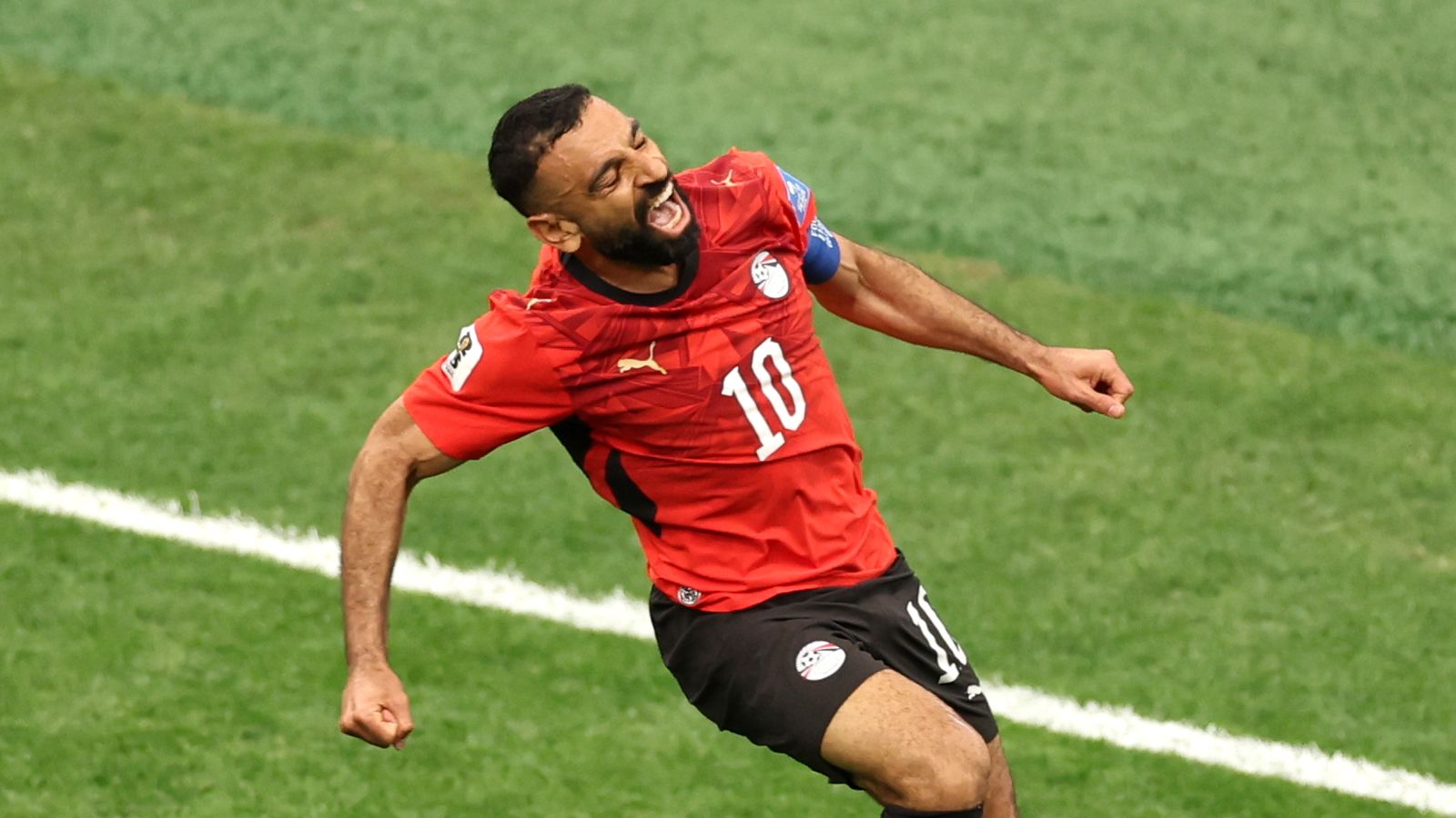 Egypt's Mohamed Salah (10) celebrates after scoring his side's second goal during the World Cup Group G soccer match between New Zealand and Egypt in Vancouver, British Columbia, Sunday, June 21, 2026. (AP Photo/Emma Peterson)