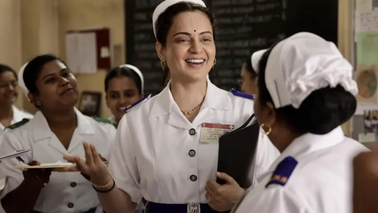Bharat Bhhagya Viddhaata Review: Kangana Ranaut Ensures She Doesn't Become Bigger Than Film