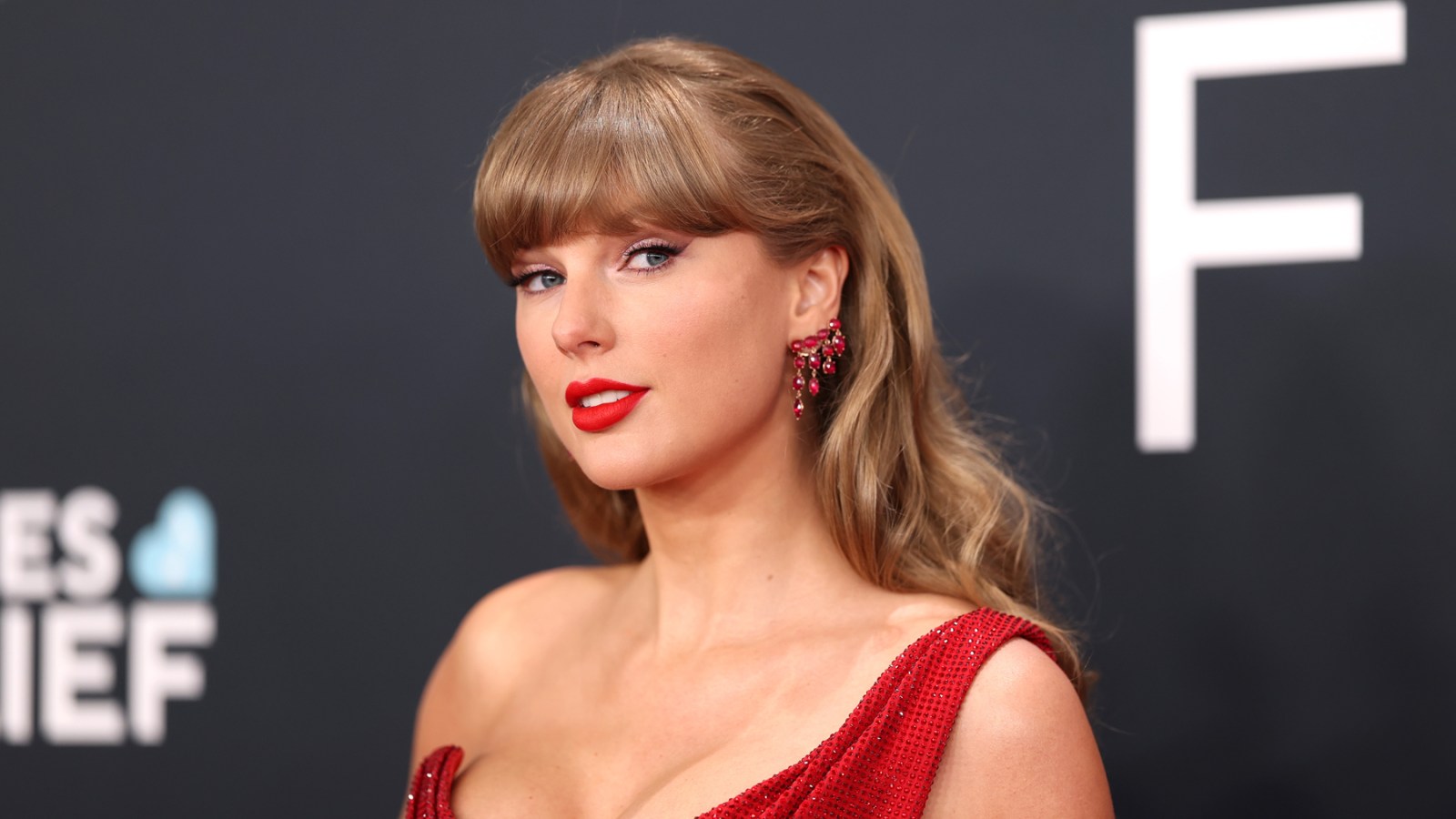 Taylor Swift Drops 'Toy Story 5' Song 'I Knew It, I Knew You': Listen