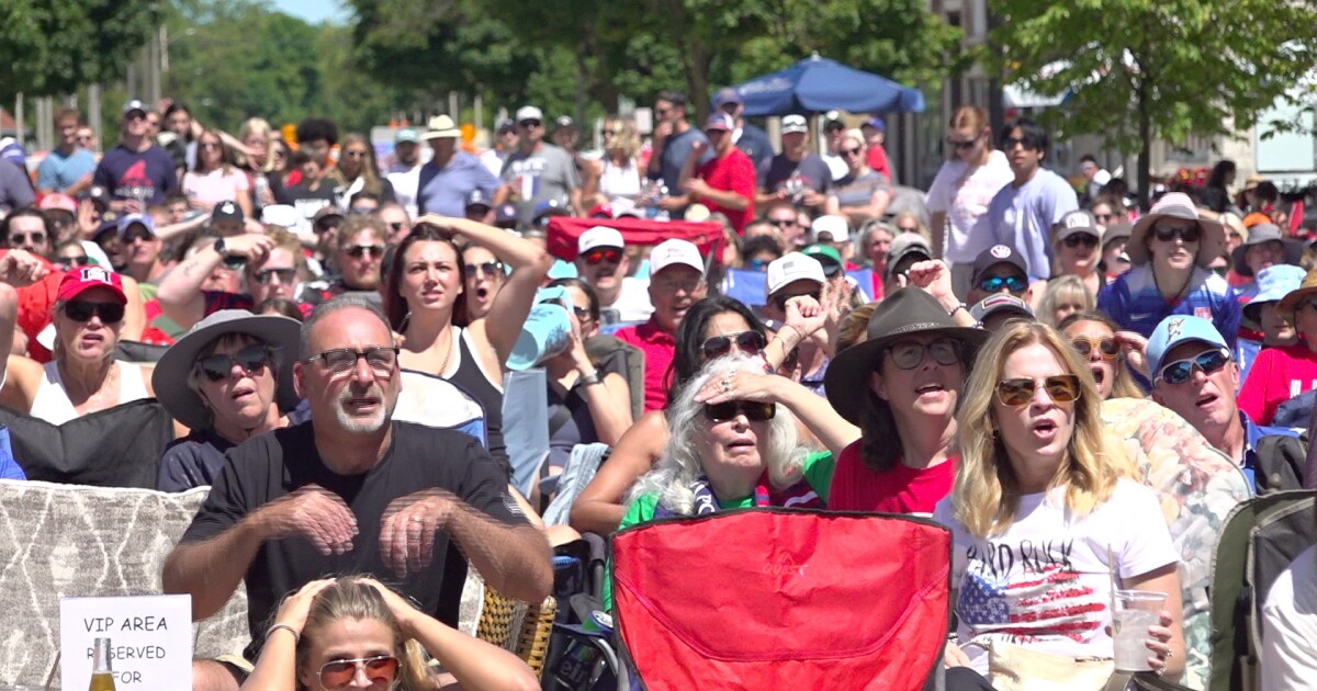 Fans celebrate United States World Cup win over Australia at Moran's Pub