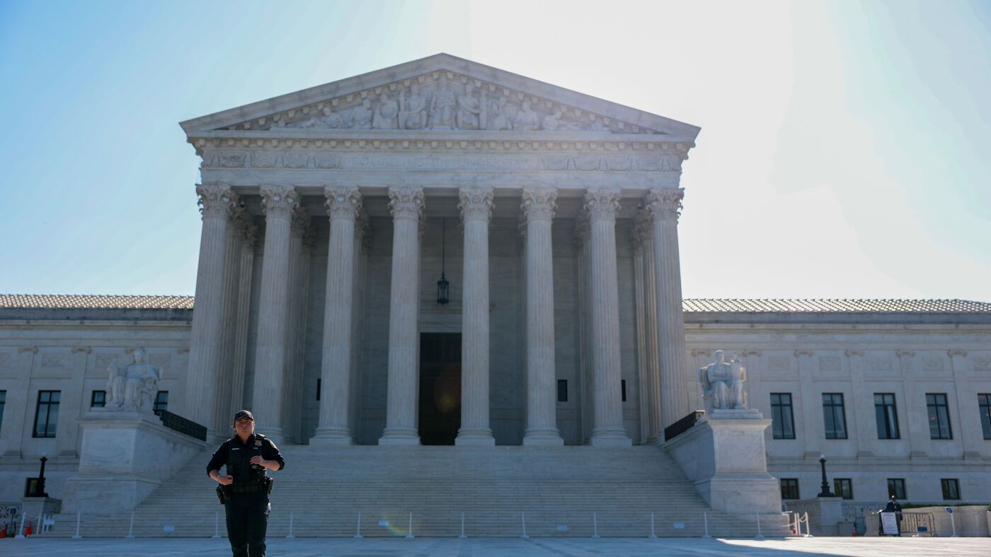 Supreme Court prohibits Alabama from using nitrogen gas for execution : NPR