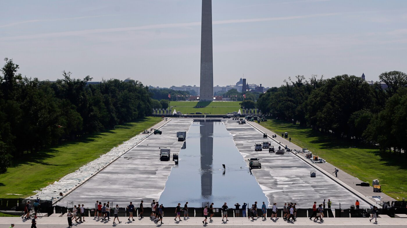 Reflecting Pool refills after Trump’s repaint : NPR