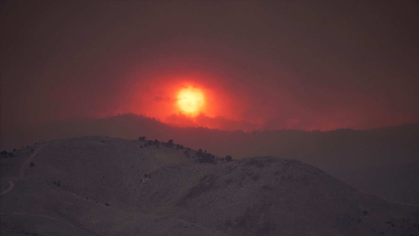 Extreme weather conditions are fueling wildfire burning in Utah : NPR