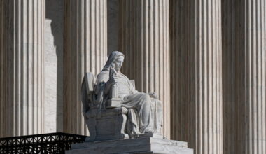 Supreme Court sides with Trump administration on telecom regulation