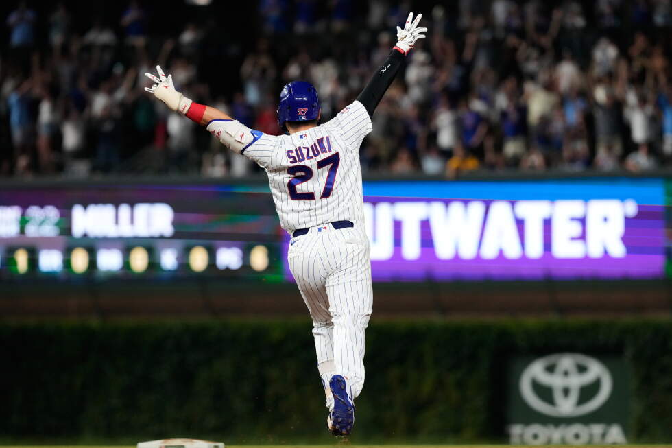Suzuki hits game-ending single off Miller as the Cubs beat the Padres 3-2