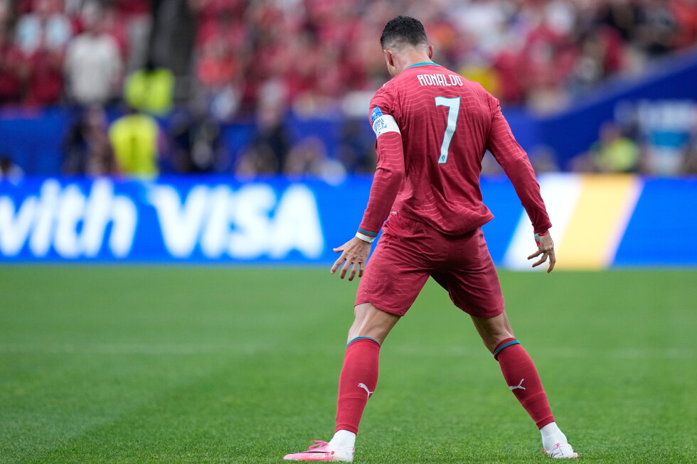 Cristiano Ronaldo first player to score in six World Cups
