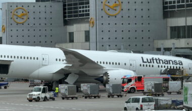 Lufthansa employees injured after plane crashes onto its nose at Frankfurt airport