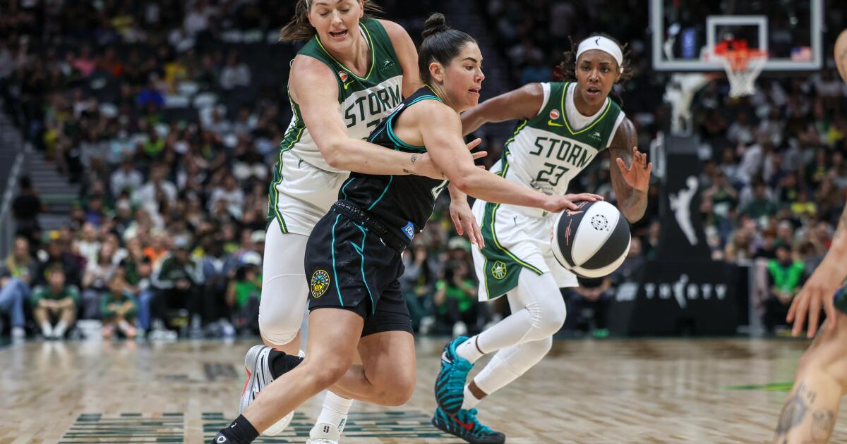 Nneka Ogwumike scores 24 points as Sparks edge the Storm