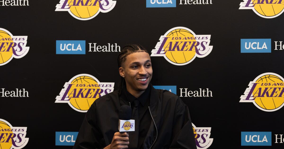 Cameron Carr discusses joining the Lakers