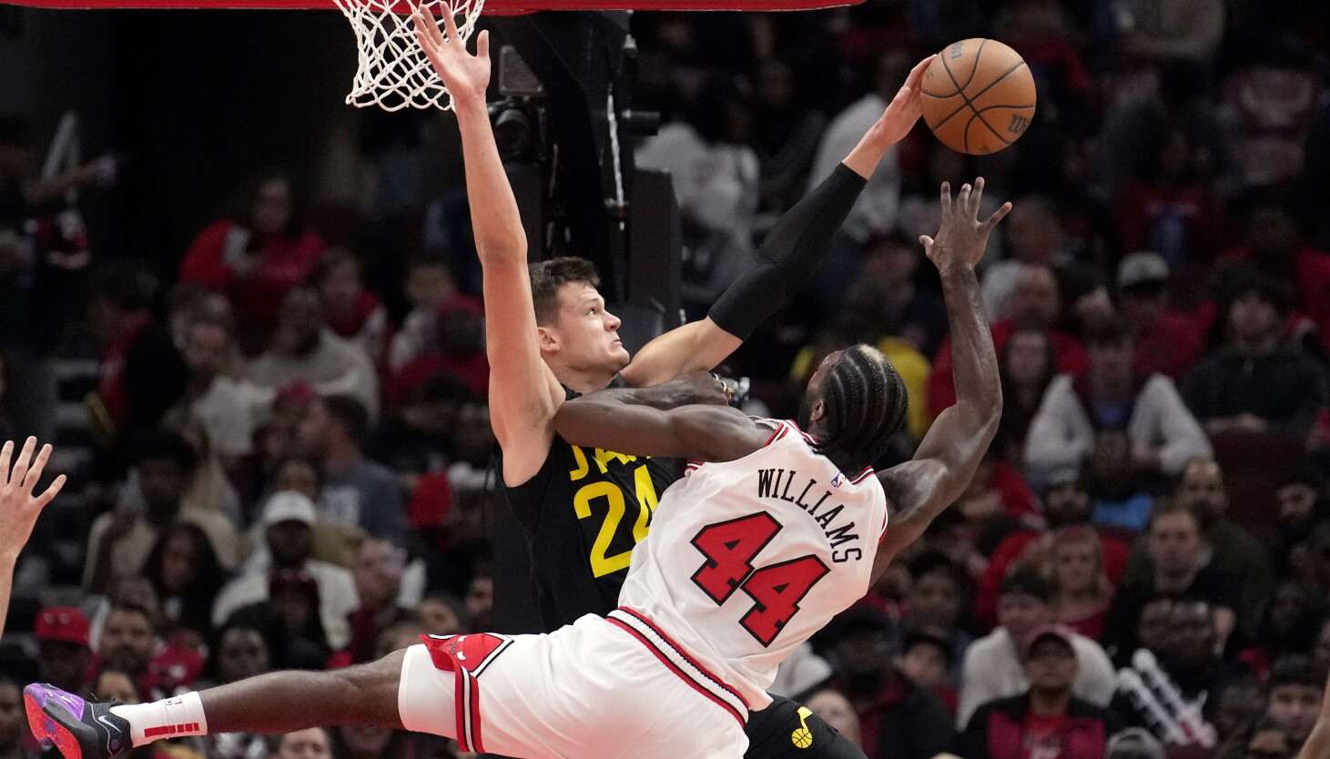 Bulls offseason position analysis: Center of attention and cap space