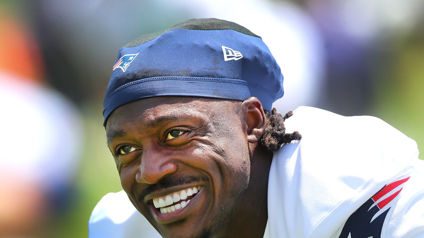 Did the Patriots overpay for A.J. Brown?