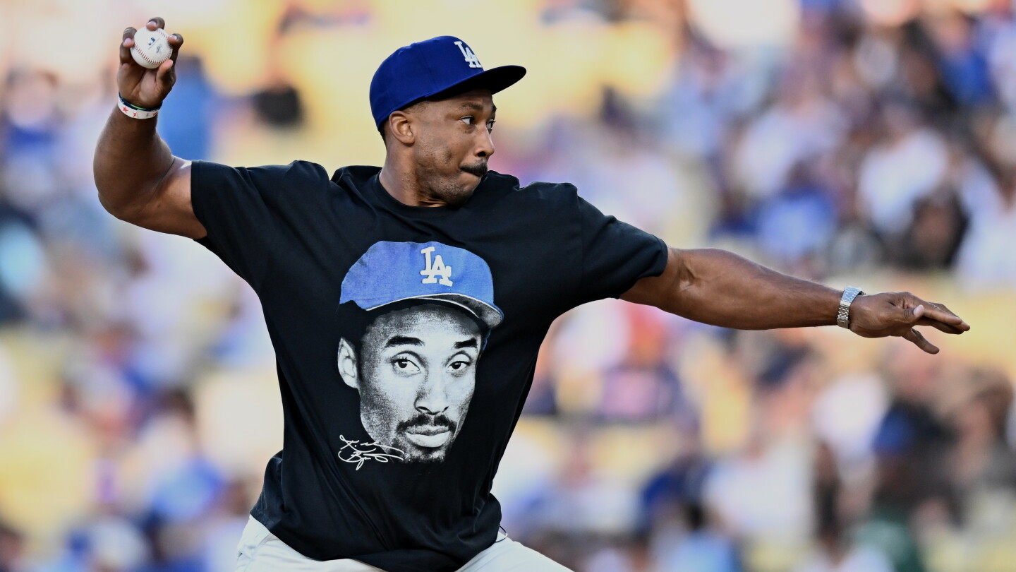 Myles Garrett delivers in his first L.A. appearance
