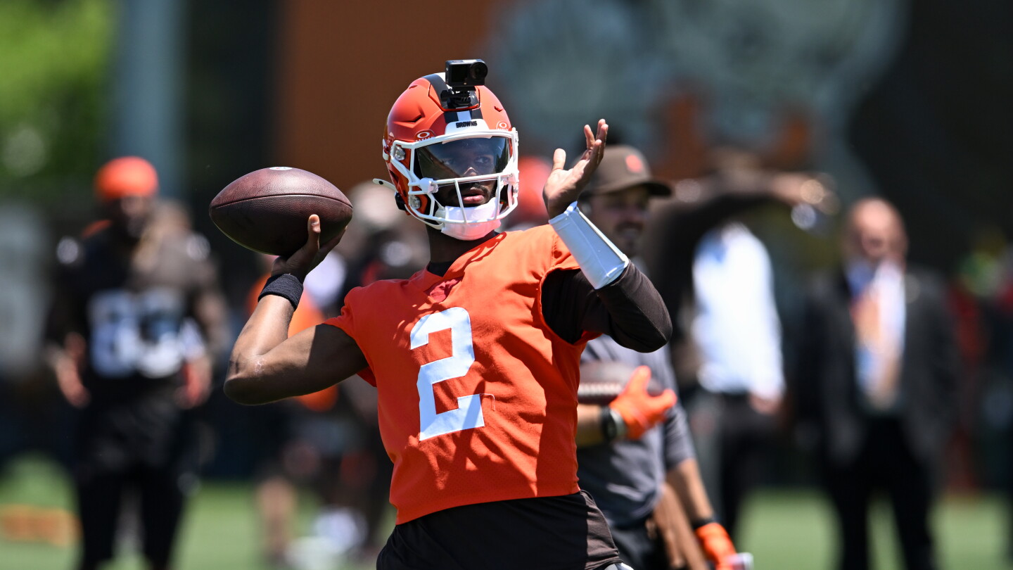 Todd Monken on Shedeur Sanders: It feels like he's making quicker decisions