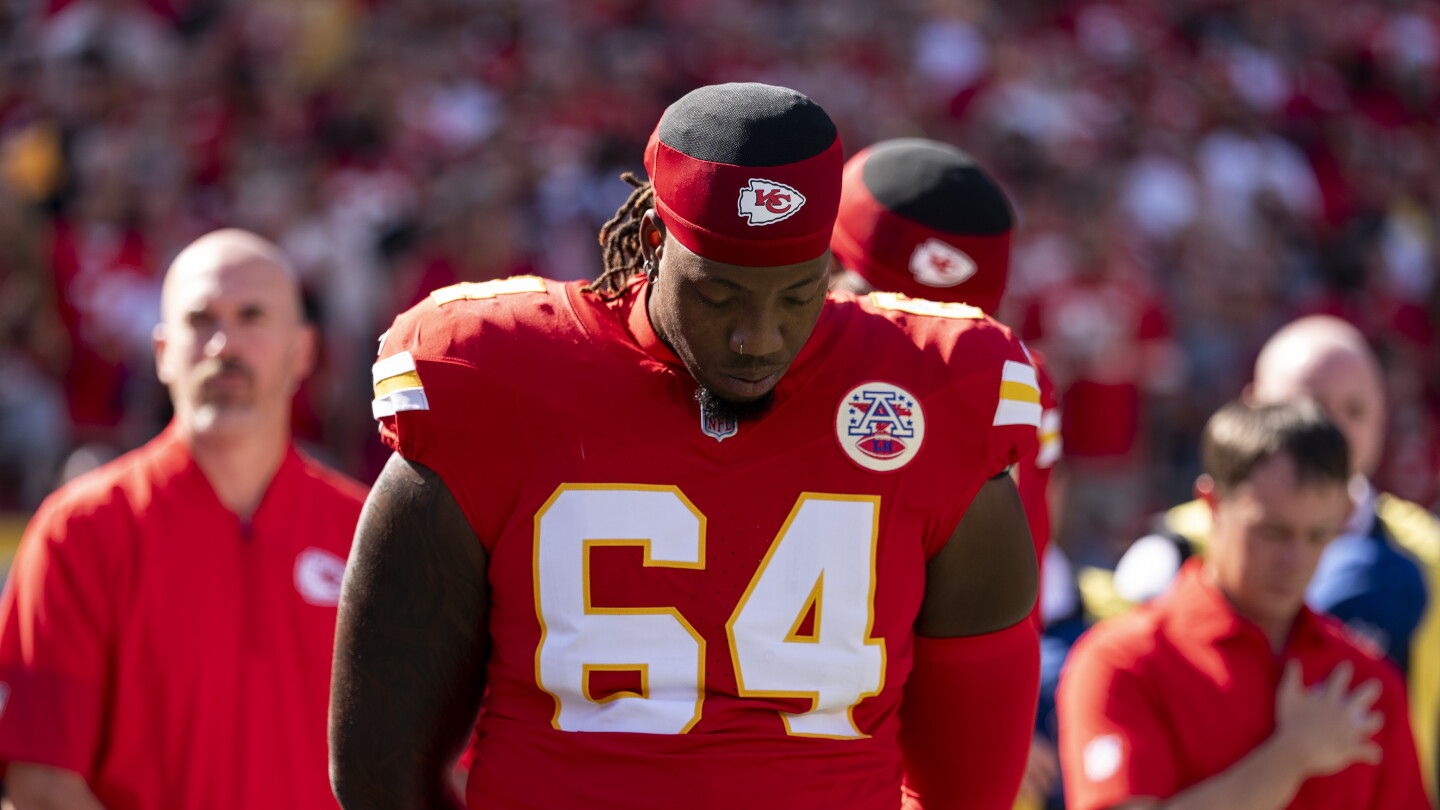 Chiefs agree to trade Wanya Morris to the Falcons