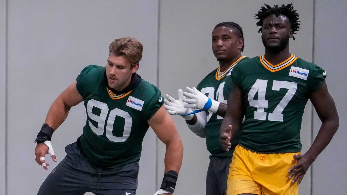 Lukas Van Ness still seeking his breakout season