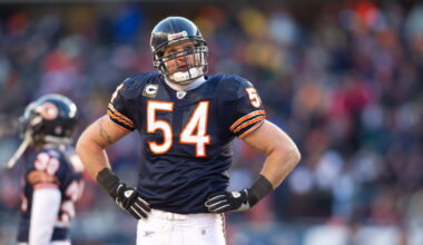 Brian Urlacher: I don't like the idea of the Bears playing in a dome, anywhere