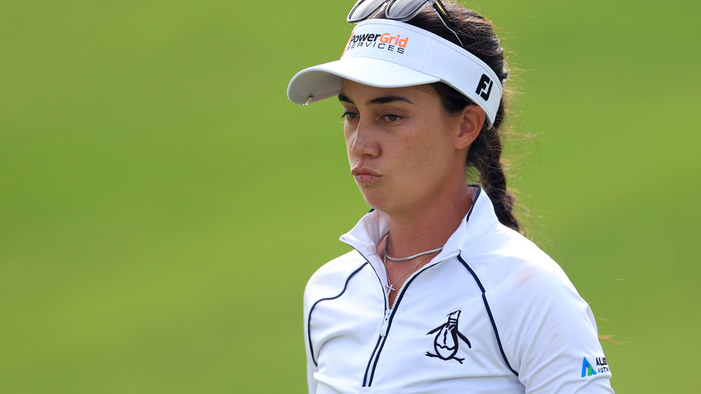 After falling back in love with game, Kaleiya Romero will join top-ranked sister for USWO weekend