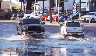 High surf warning in effect as king tides threaten coastal flooding