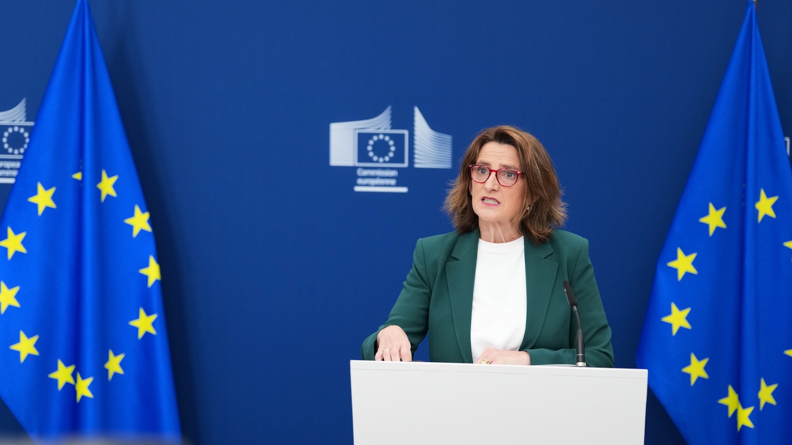 EU orders Meta to restore WhatsApp access for rival AI chatbots