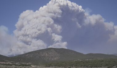 Dangerous weather hampers firefighters and leads to fireworks bans in western US