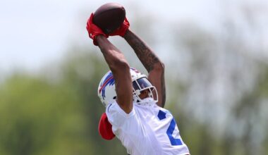 New Bills WR DJ Moore admits to 'growing pains' in Buffalo, confident 'it's gonna be perfect later'