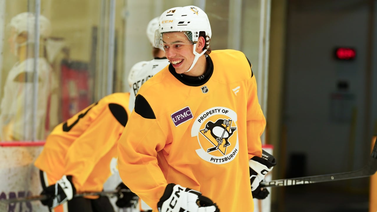 Ruck twins separated on 1st day of Penguins development camp