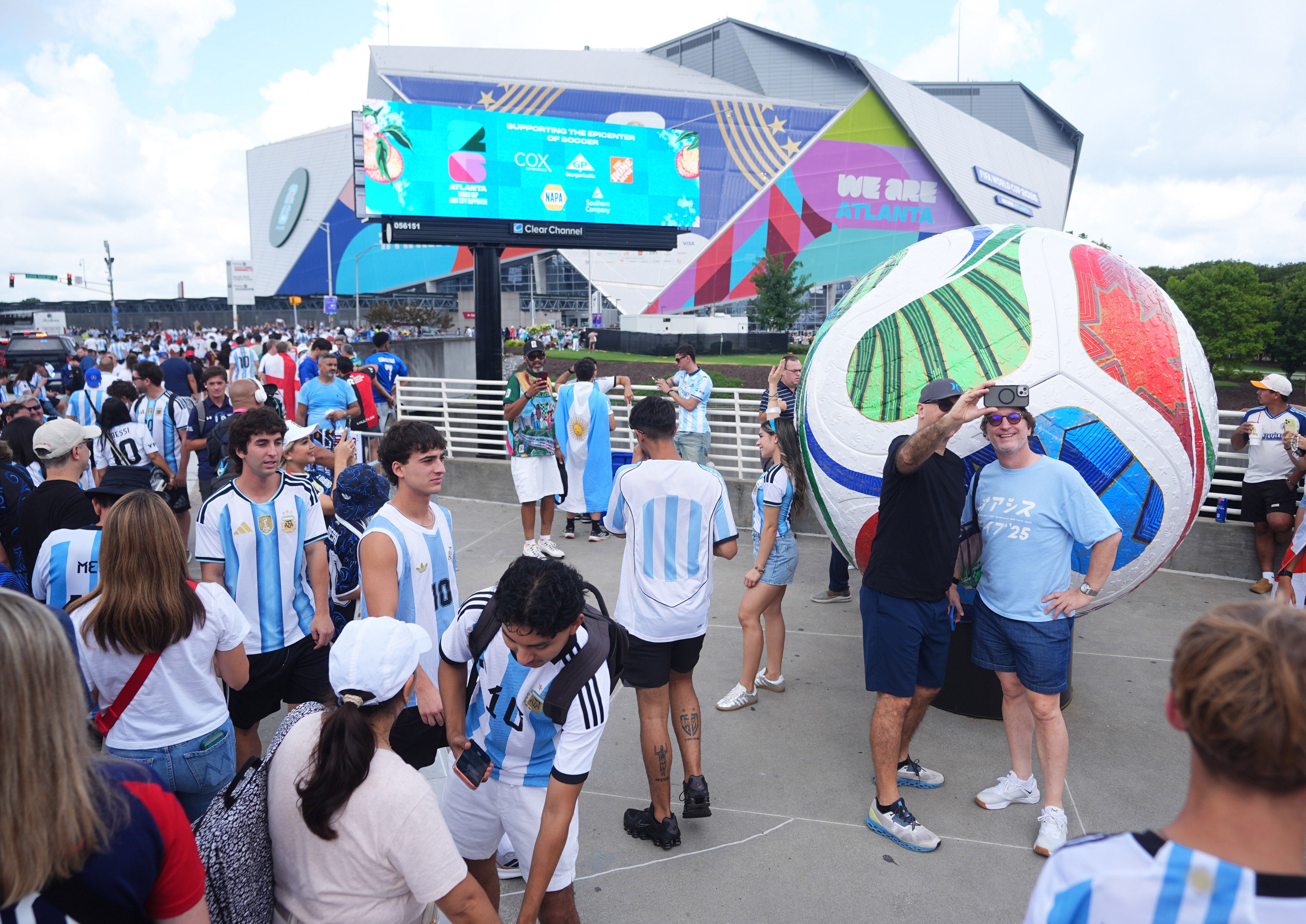 Argentina fans outside the Atlanta Stadium