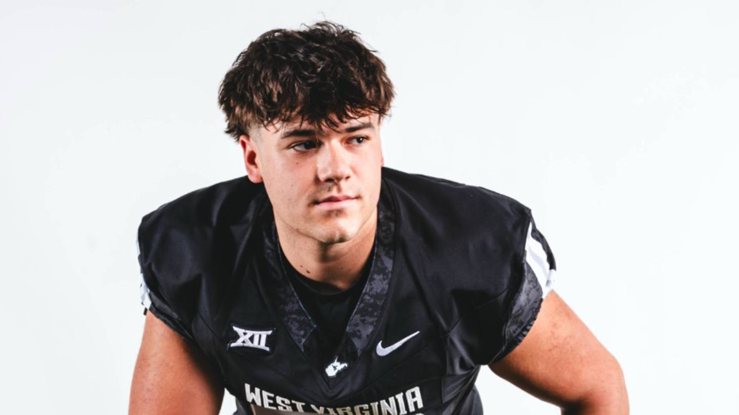 WVU Offensive Lineman Removed From Team's Official 2026 Roster
