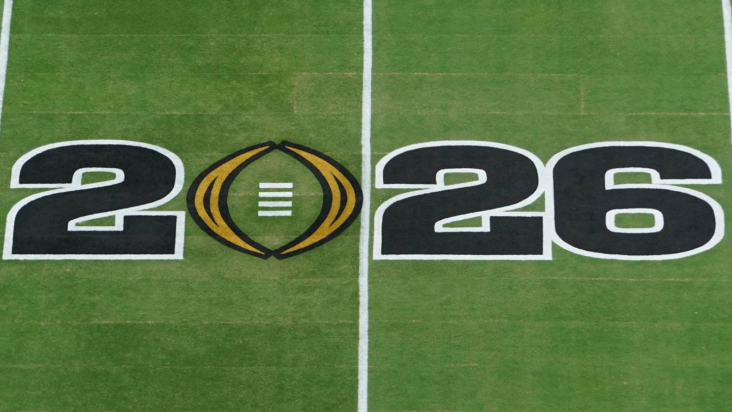 NCAA Record-Breaking QB Signs With 2nd College Football Program In Same Offseason