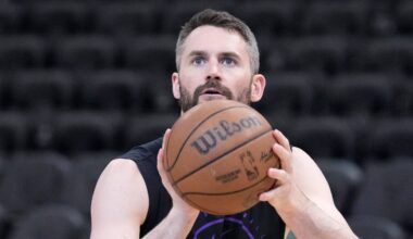 Why Cavs Should Not Reunite With Kevin Love This Offseason