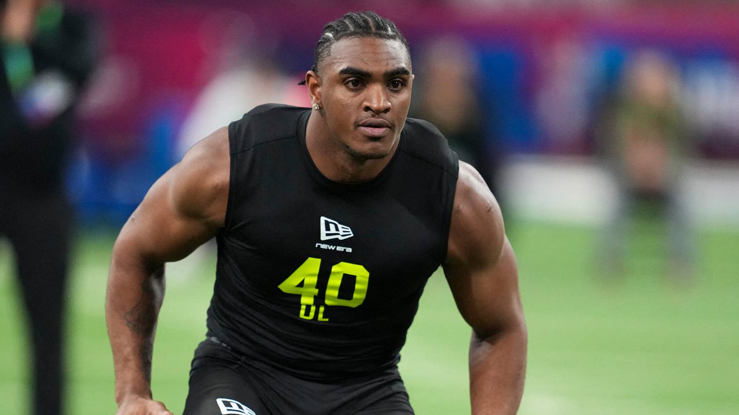 The Good and Not So Good from Day 2 of 49ers Camp: Romello Height Carted Off