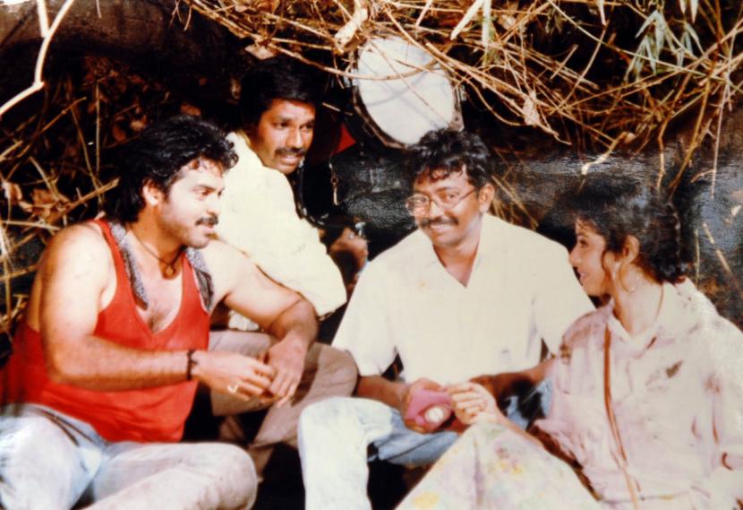 Sridevi, Ram Gopal Varma, and Venkatesh Daggubati in Kshana Kshanam Sridevi, Ram Gopal Varma, and Venkatesh Daggubati in Kshana Kshanam (1991)
