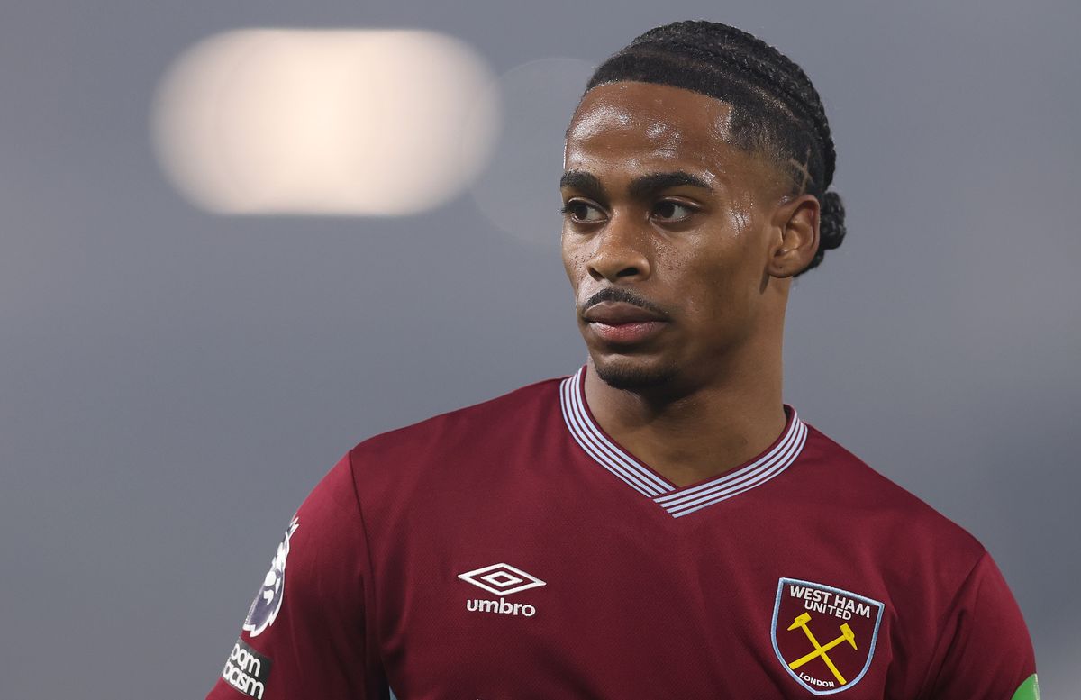 Crysencio Summerville has been linked with a move to Manchester United