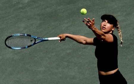 Putintseva advances to Round of 16 in Hamburg