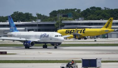 JetBlue wins Spirit slots at LaGuardia, considers moving terminals