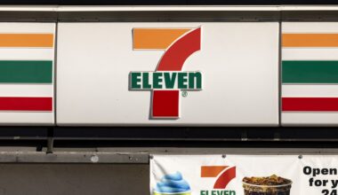 Seven & i shares rise 3,6% on reported stake talks with Poland's Zabka