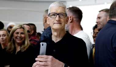 Apple plans to lease iPhones for $17.99 a month through Klarna deal