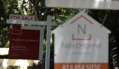 Mortgage rates rise to highest level in nearly a year