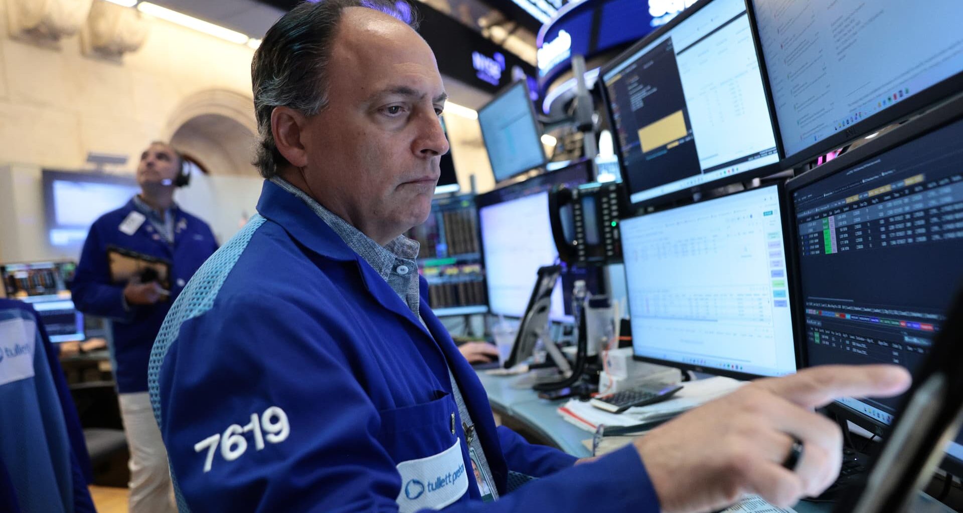 Trader who successfully shorted Tesla into earnings now sets sights on this high flyer