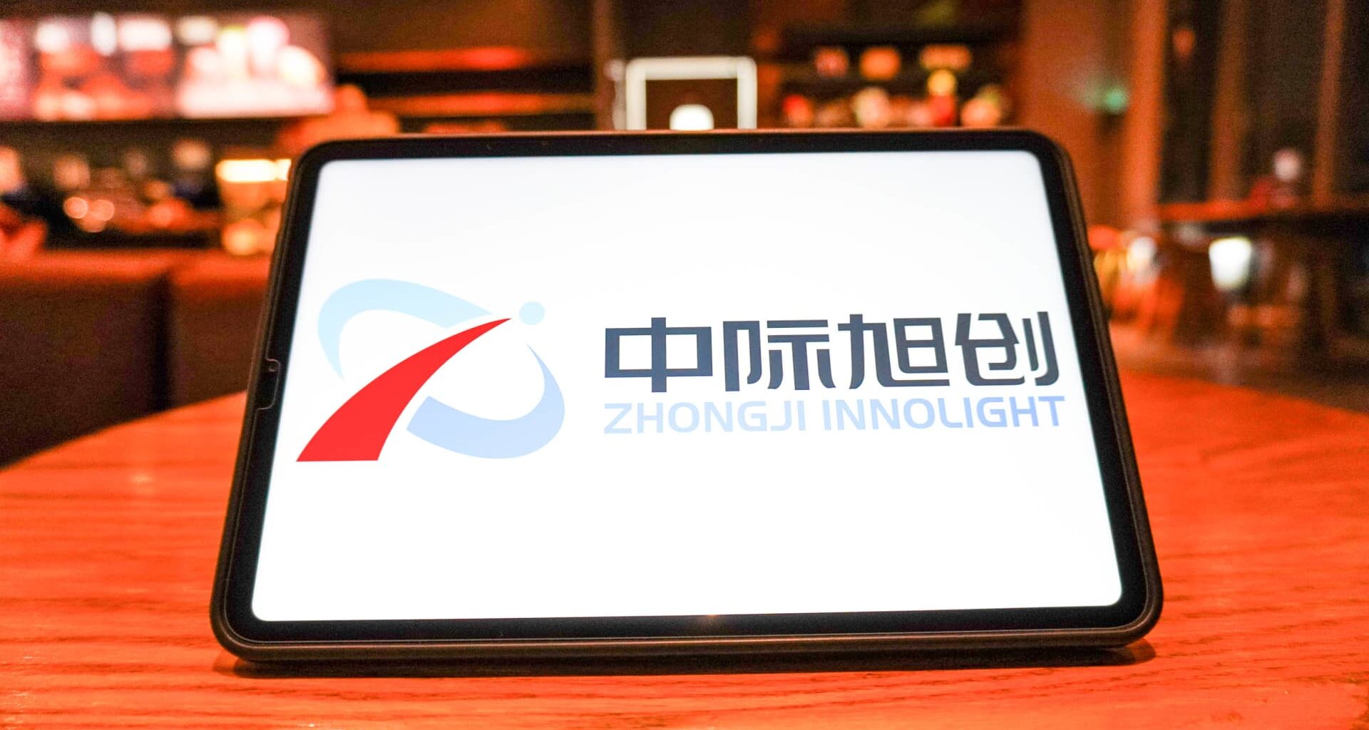 China AI supplier Zhongji Innolight Hong Kong debut