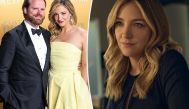 'The Bear' star Abby Elliott files for divorce