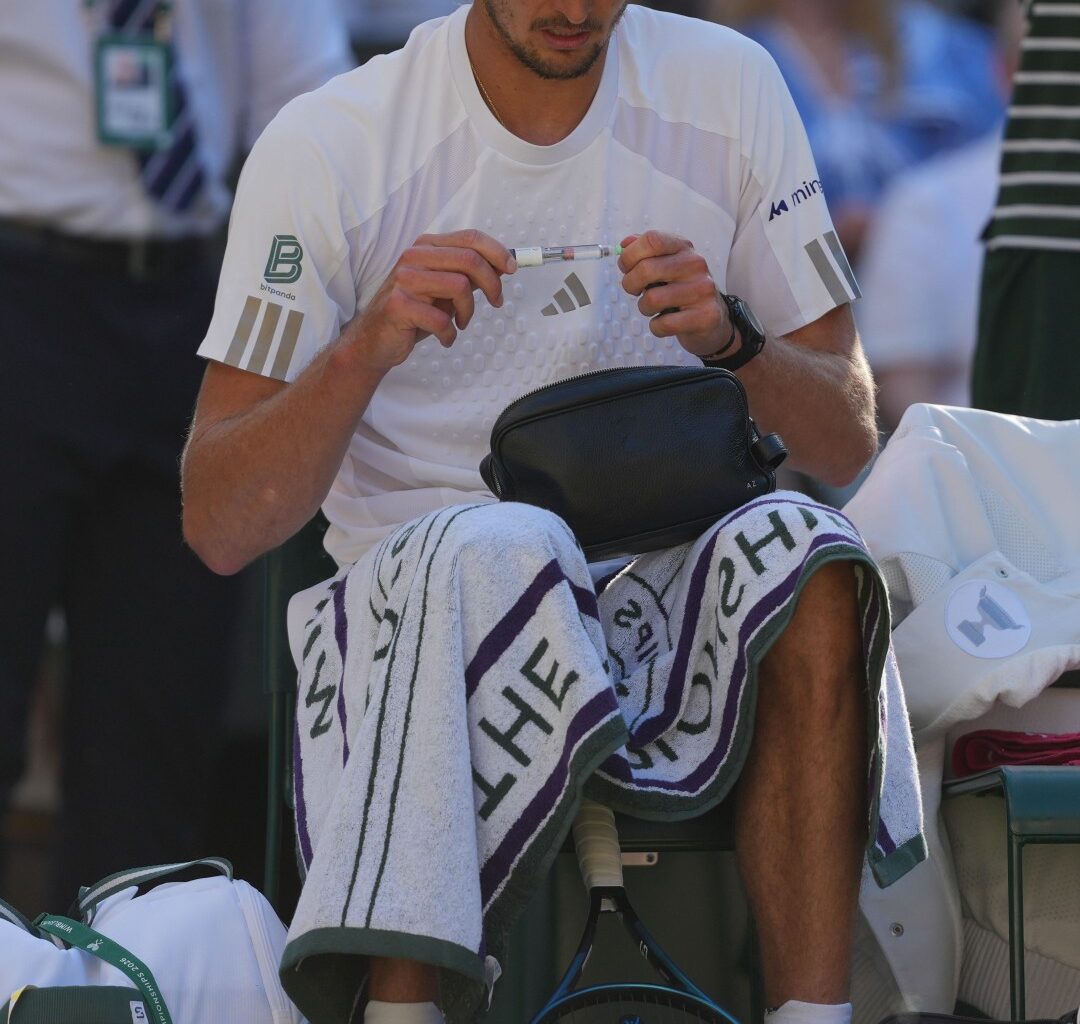 Zverev Injects Insulin at Final