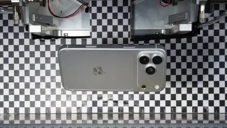iphone 18 droptest