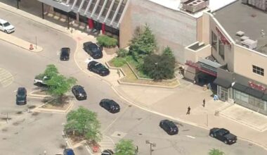 2 dead, 1 injured after shooting at Fairlane Town Center in Dearborn