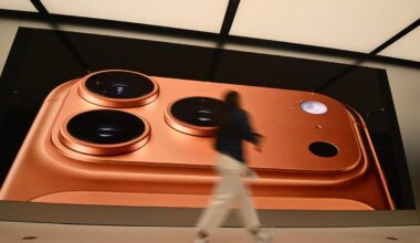 iPhone 18 Pro Strategy Tests Premium Brand Loyalty